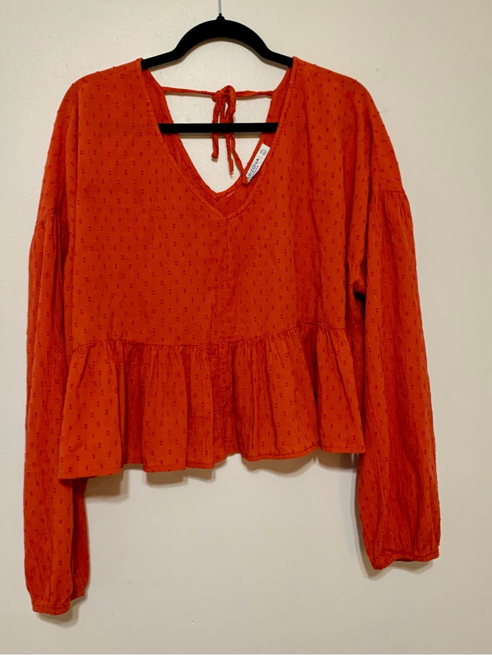 Arizona Women’s XXL Orange Textured Babydoll Shirt Long Sleeve Cropped V-Neck